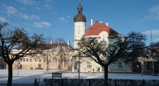 Kirche, Bäume, Schnee | ©  (C) Pixabay