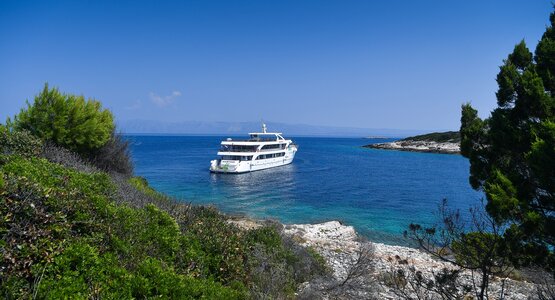  Bucht, Meer, Bäume  | © (C) Katarina Line